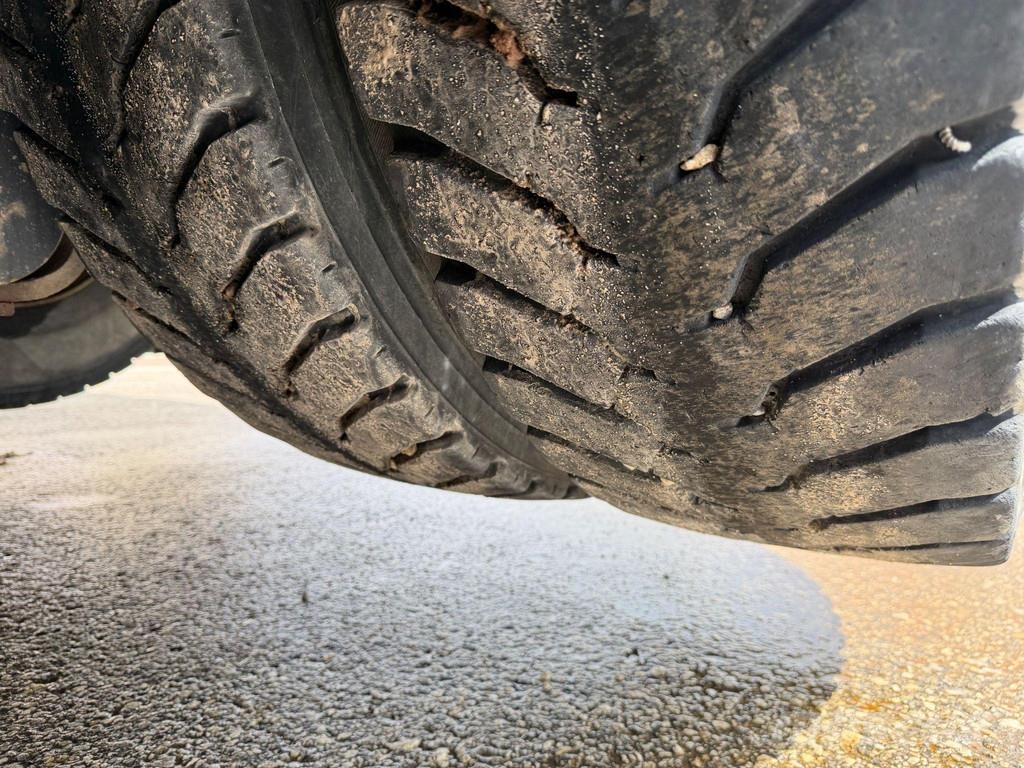 Volvo FM370 6X2 EURO6 Savivarčių priekabų vilkikai
