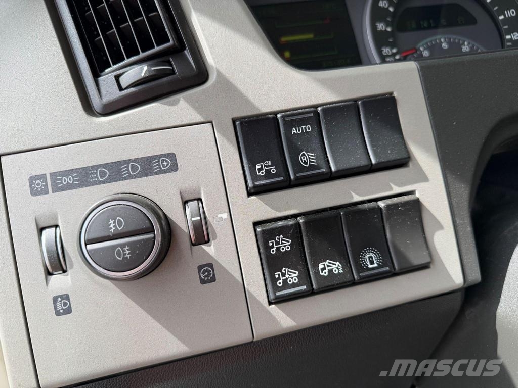 Volvo FM370 6X2 EURO6 Savivarčių priekabų vilkikai