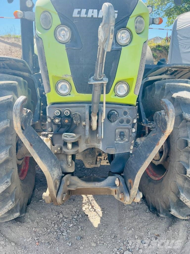 CLAAS Axion 810 Cmatic 트랙터