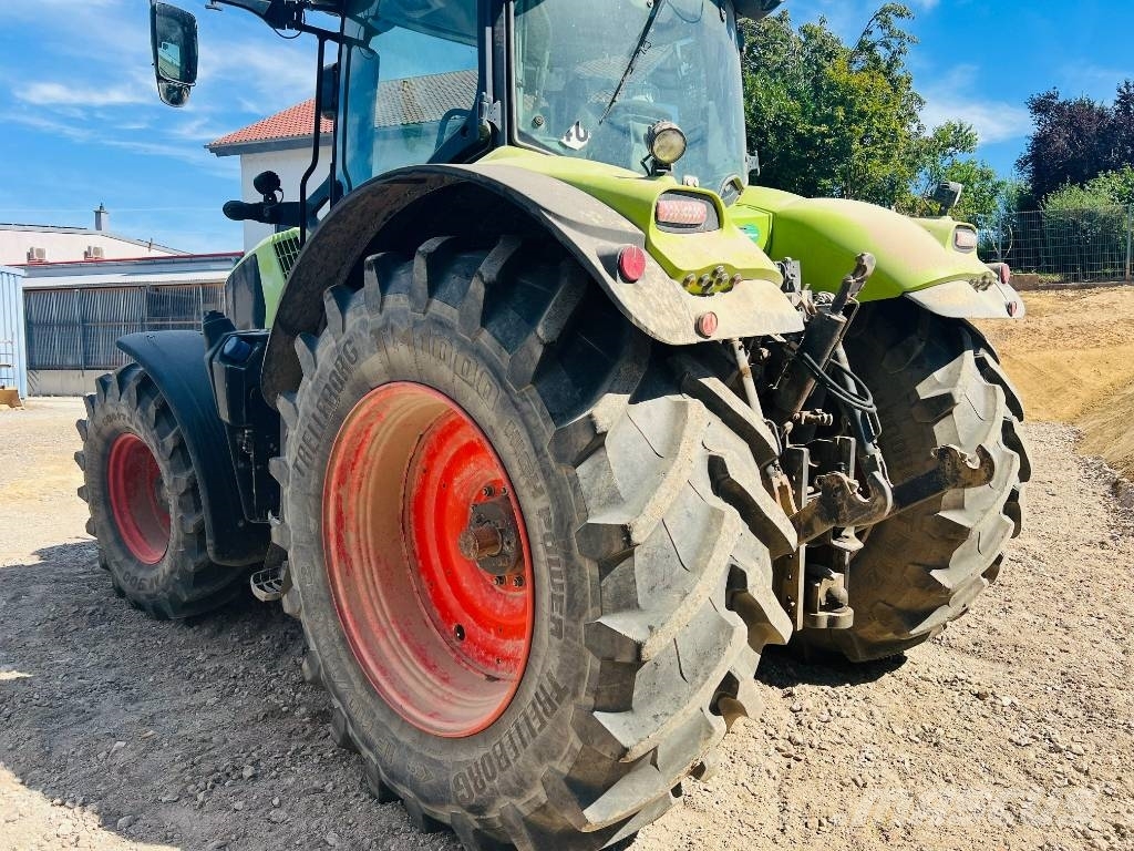 CLAAS Axion 810 Cmatic 트랙터