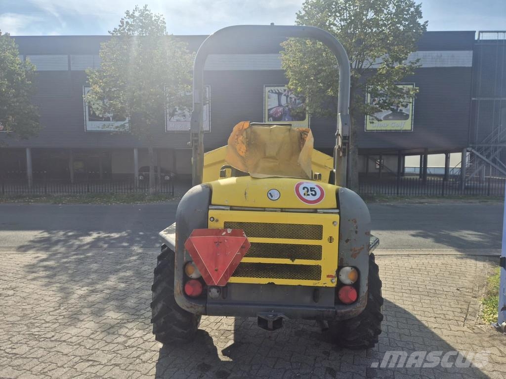 Wacker Neuson Compact dumper – 2015 – 2,228 Hours – 5,000 kg Pay Mini Dumpers