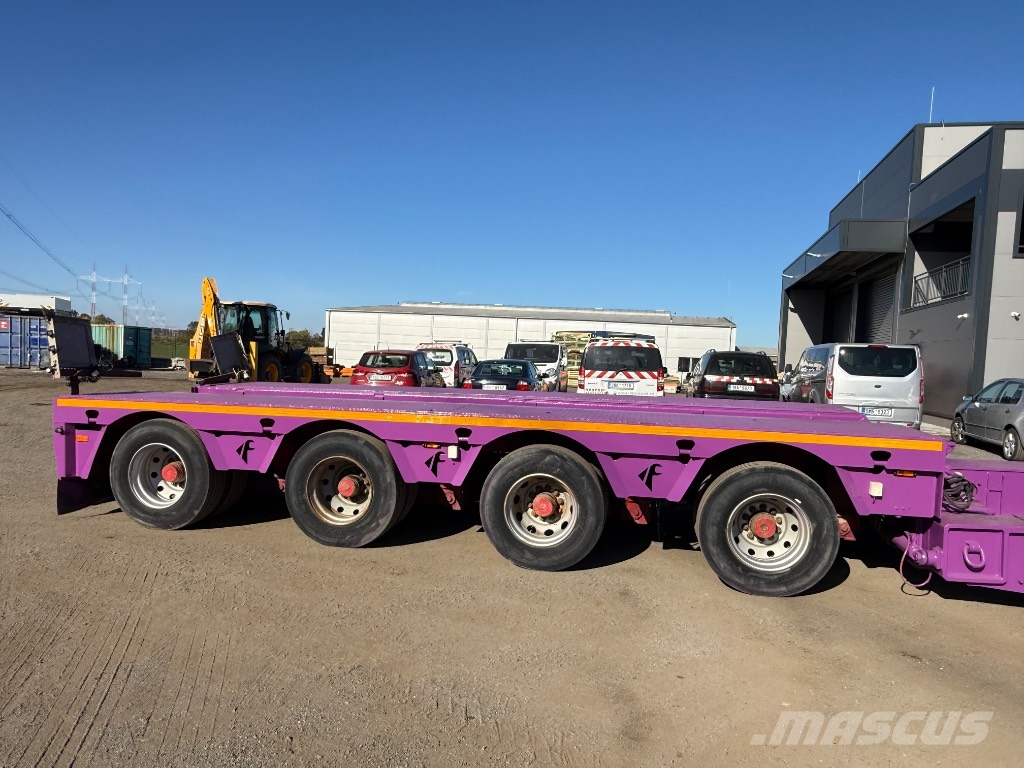 Faymonville STBZ 6 VAA Variomax 低平板半挂车