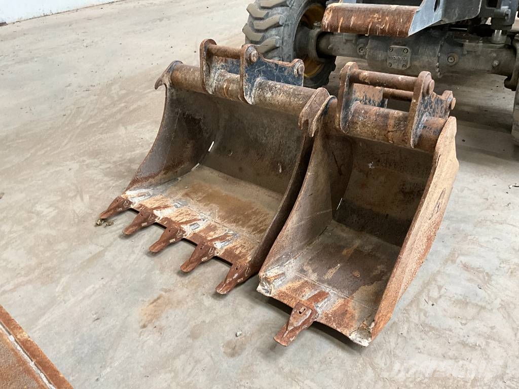 Volvo EW 60 E powertilt Ratiniai ekskavatoriai