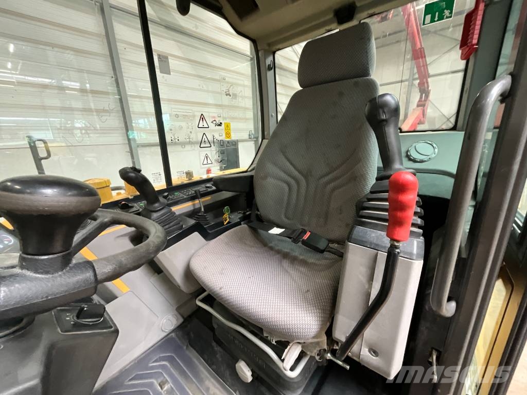 Volvo EW 60 E powertilt Ratiniai ekskavatoriai