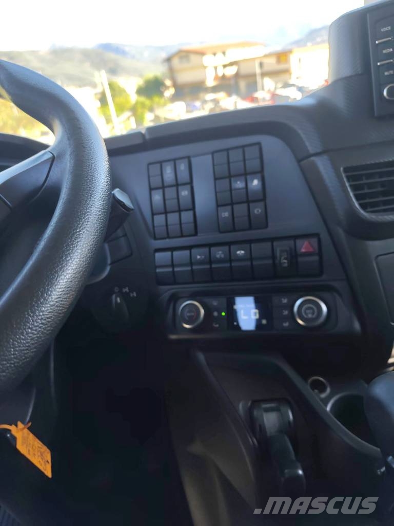 Iveco Trakker 260 T45 مركبات النقل