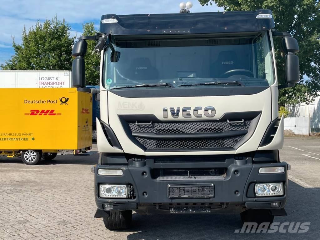 Iveco Trakker 260 T45 Pojazdy do transportu samochodów