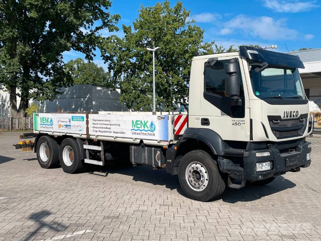 Iveco Trakker 260 T45 Pojazdy do transportu samochodów