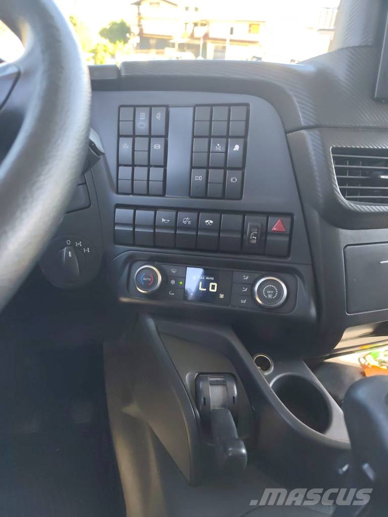 Iveco Trakker 260 T45 مركبات النقل