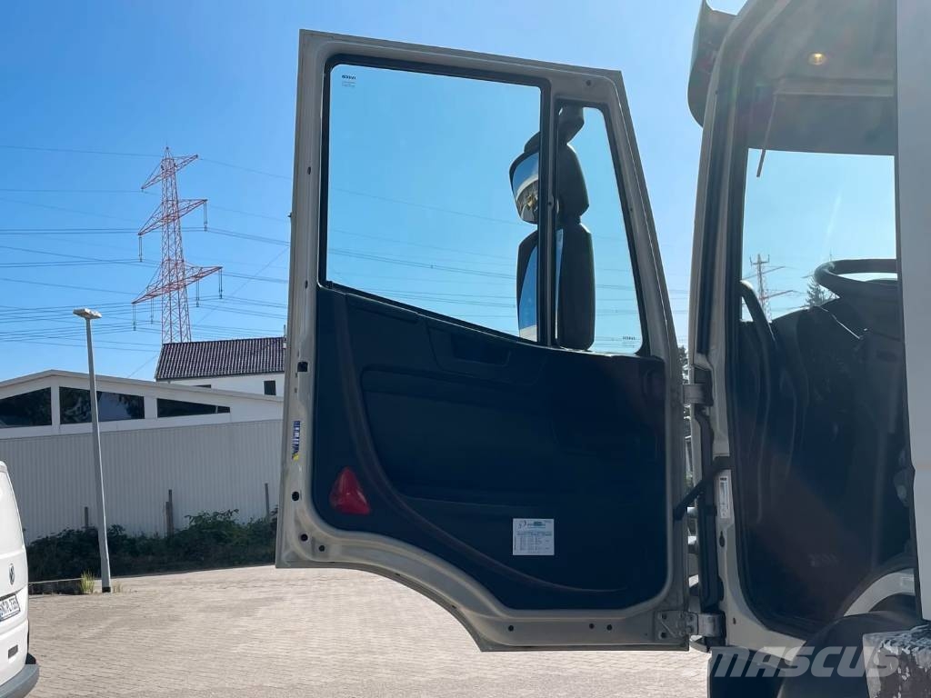 Iveco Trakker 260 T45 Pojazdy do transportu samochodów