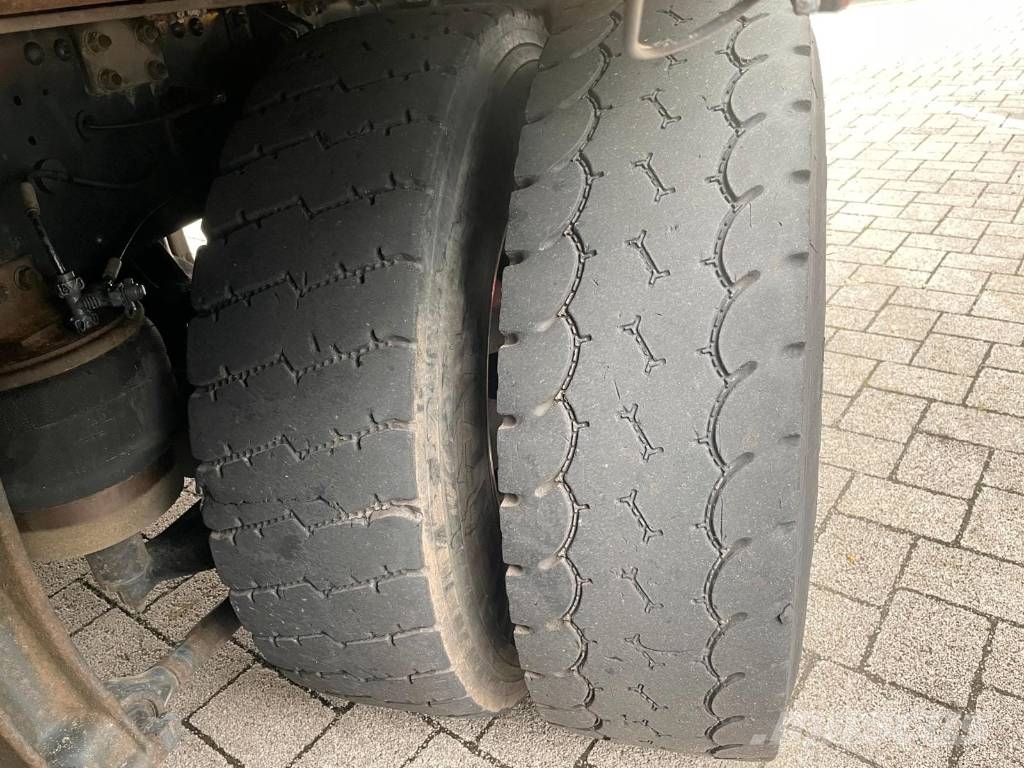 Iveco Trakker 260 T45 Pojazdy do transportu samochodów