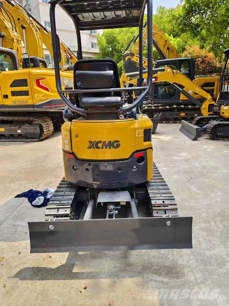 XCMG 17U Lánctalpas kotrók