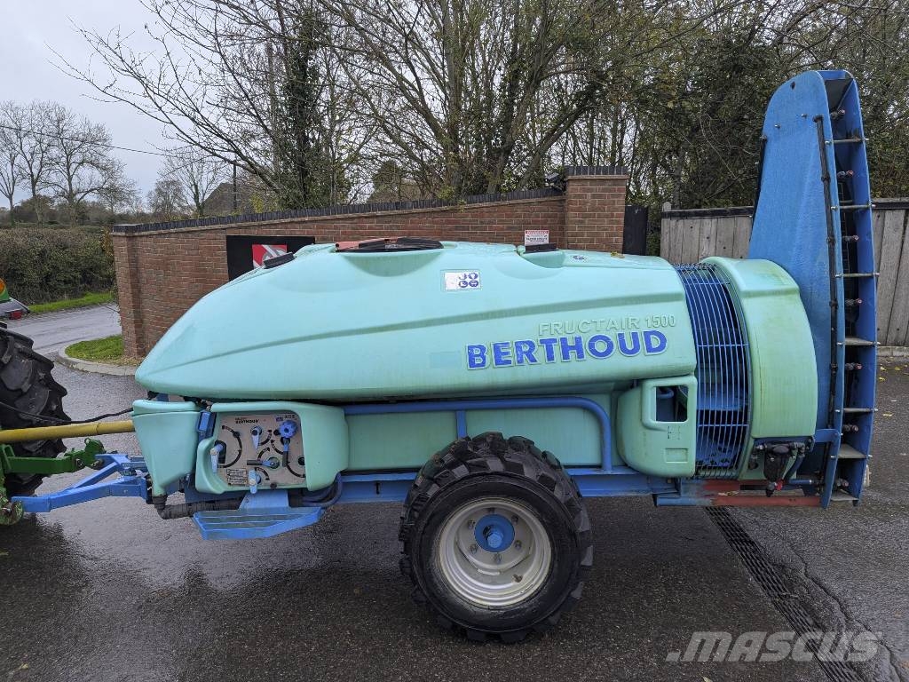 Berthoud FRUCT-AIR 1500 Trailed sprayers