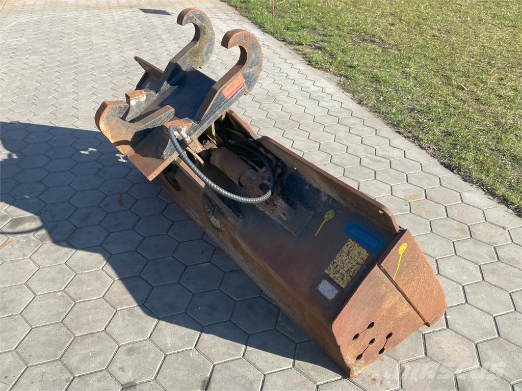  GRABENLÖFFEL 2200 MM BREI Farm machinery