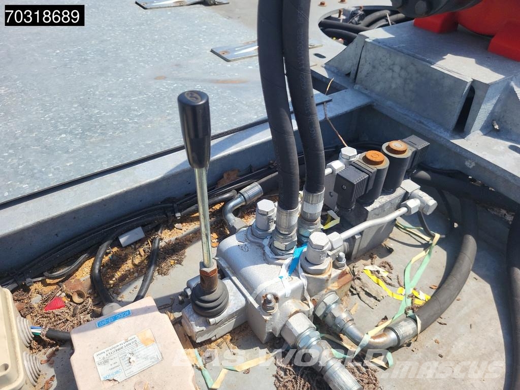 Bull Trailers Transport Stereing Axle APK 04/27 Semirremolques para transporte de vehículos