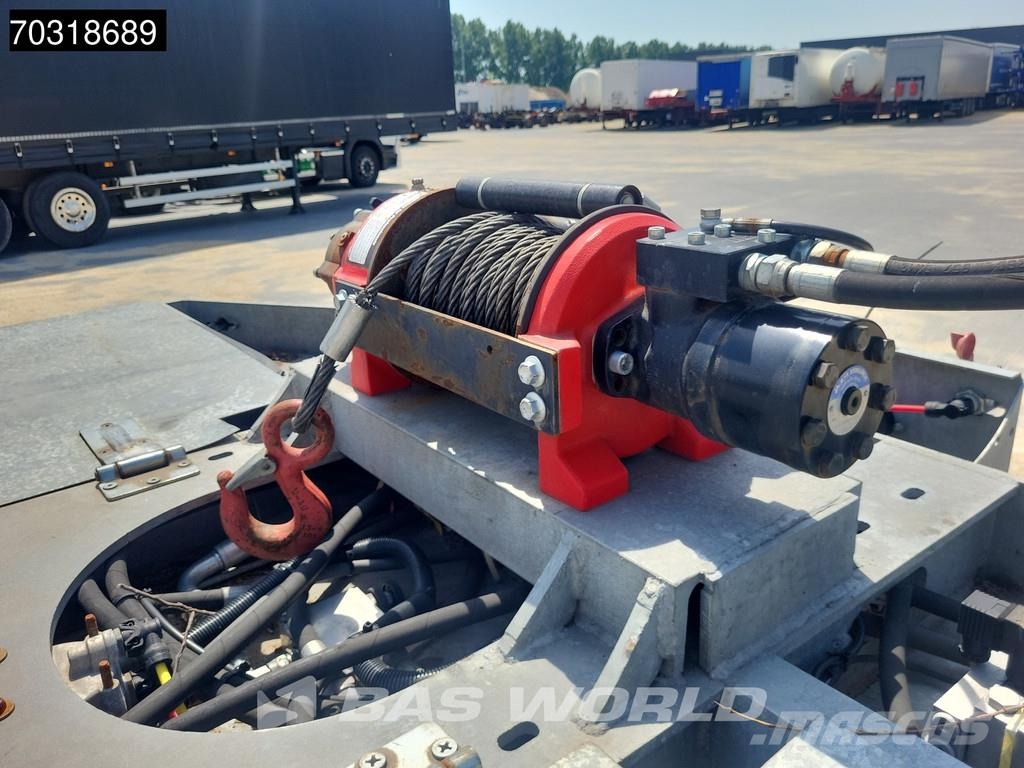 Bull Trailers Transport Stereing Axle APK 04/27 Semirremolques para transporte de vehículos