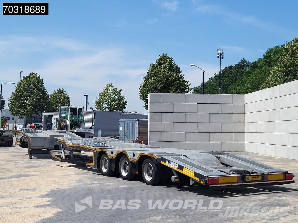 Bull Trailers Transport Stereing Axle APK 04/27 Semirremolques para transporte de vehículos