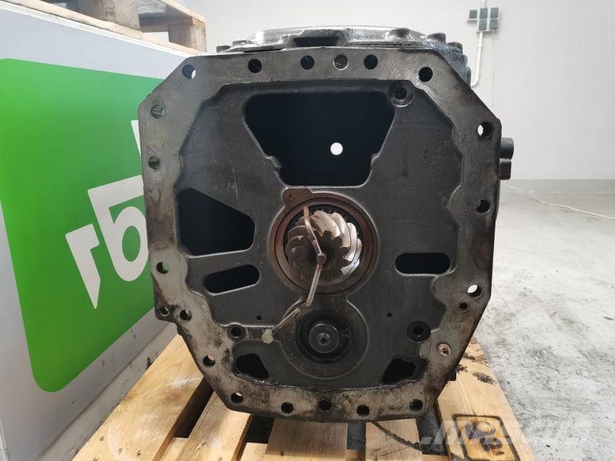 Fendt 900 Vario case gearbox M 954 100 050 040} Gear