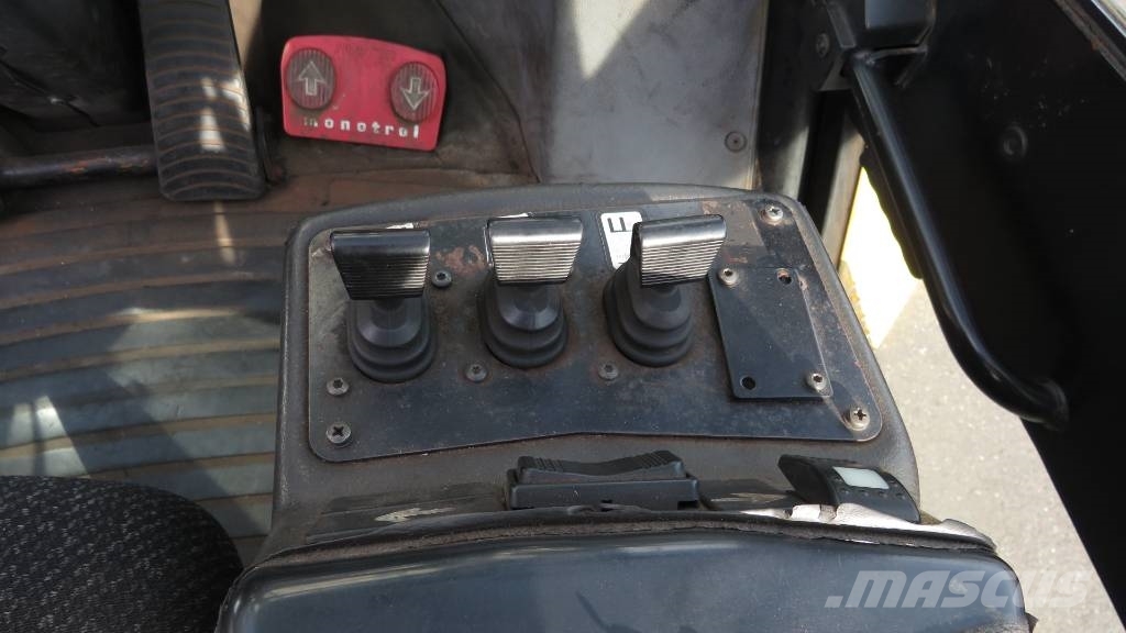 Hyster H8.00XM Diesel forklifts