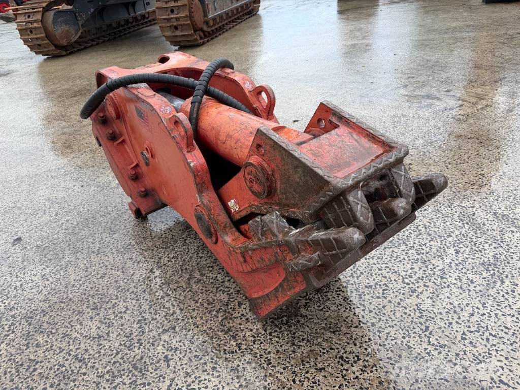 Spartan SHP-230F Beton Vergruizer / Concrete Crusher Hamers en brekers