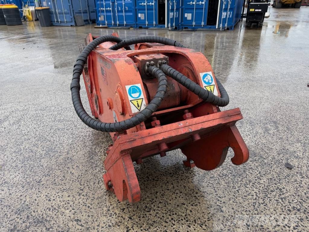 Spartan SHP-230F Beton Vergruizer / Concrete Crusher Hamers en brekers