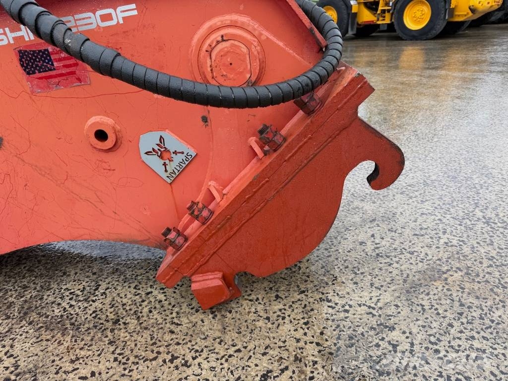 Spartan SHP-230F Beton Vergruizer / Concrete Crusher Hamers en brekers