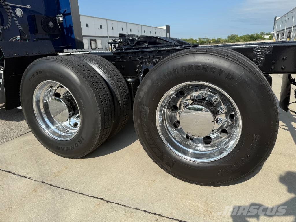 Kenworth W 990 وحدات الجر