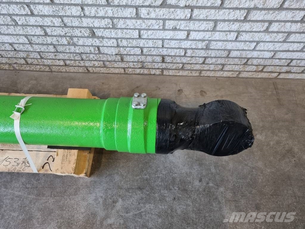 Sennebogen 870 Stick cylinder + 835 C boom + stick cylinder Bageri za prenos primarnih/sekundarnih sirovina