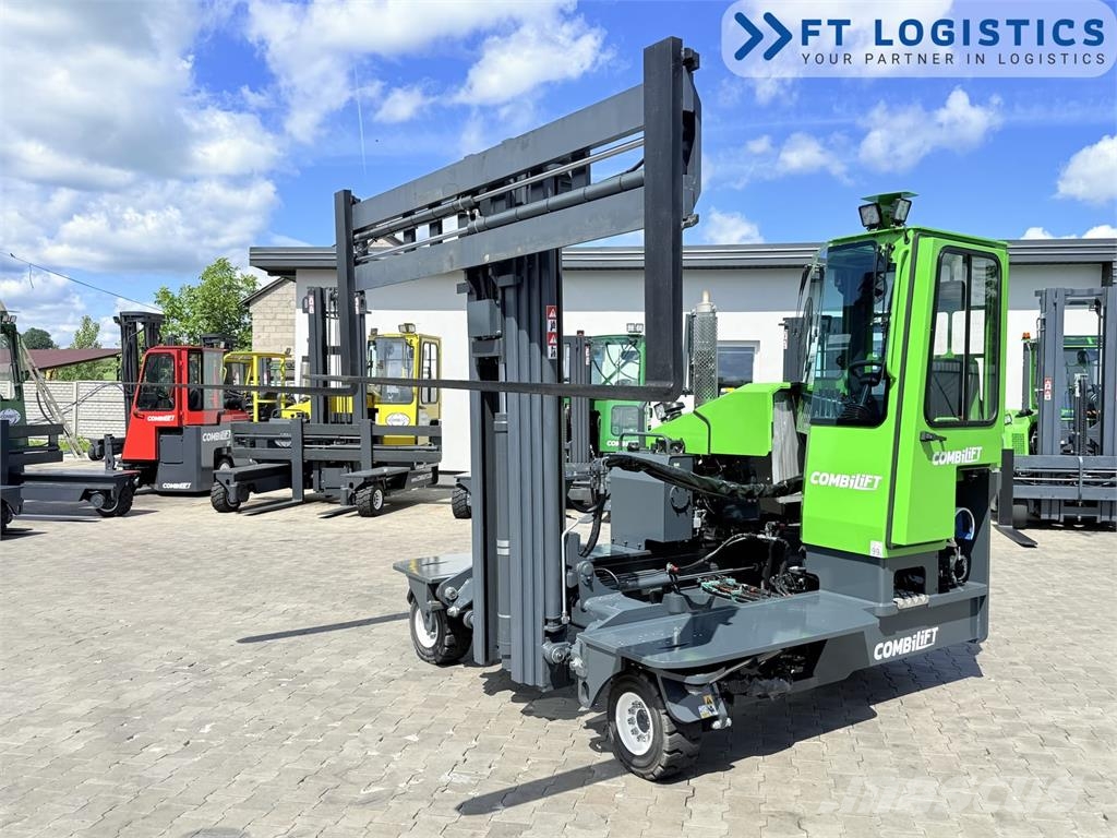 Combilift C4500 | GAS | TRIPLEX 5952 MM | WIDE FORK POSITION Nelitietrukit