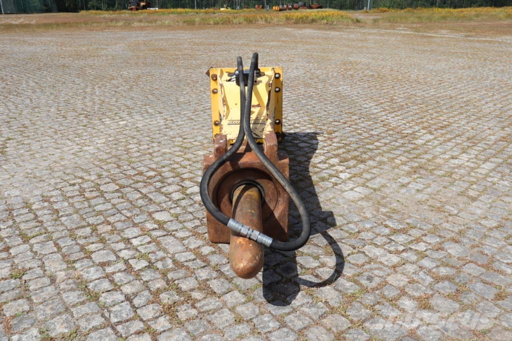 Atlas Copco HB 2200 Σφυριά / Σπαστήρες