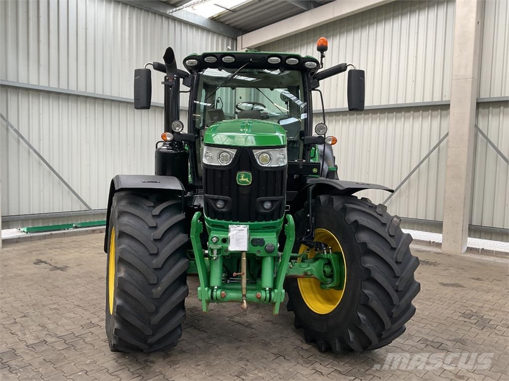 John Deere 6195R Traktori