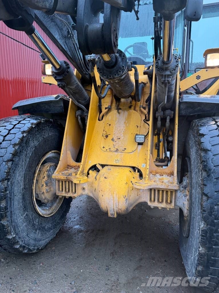 Volvo L 120 G Iekrāvēji uz riteņiem