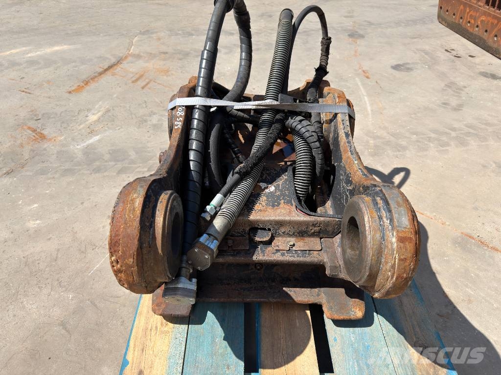 OilQuick OQ80 - 325D / 329D / 329E / 330F موصلات سريعة