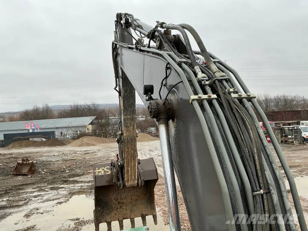 Volvo EC 220 E Pásové rýpadlá