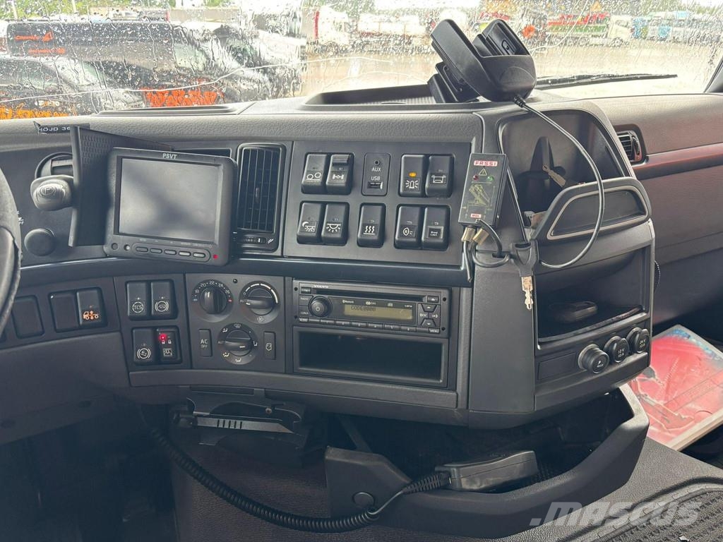 Volvo FH 460 6x2*4 FASSI F315 A2.25 / PLATFORM L=6917 mm Camiones grúa