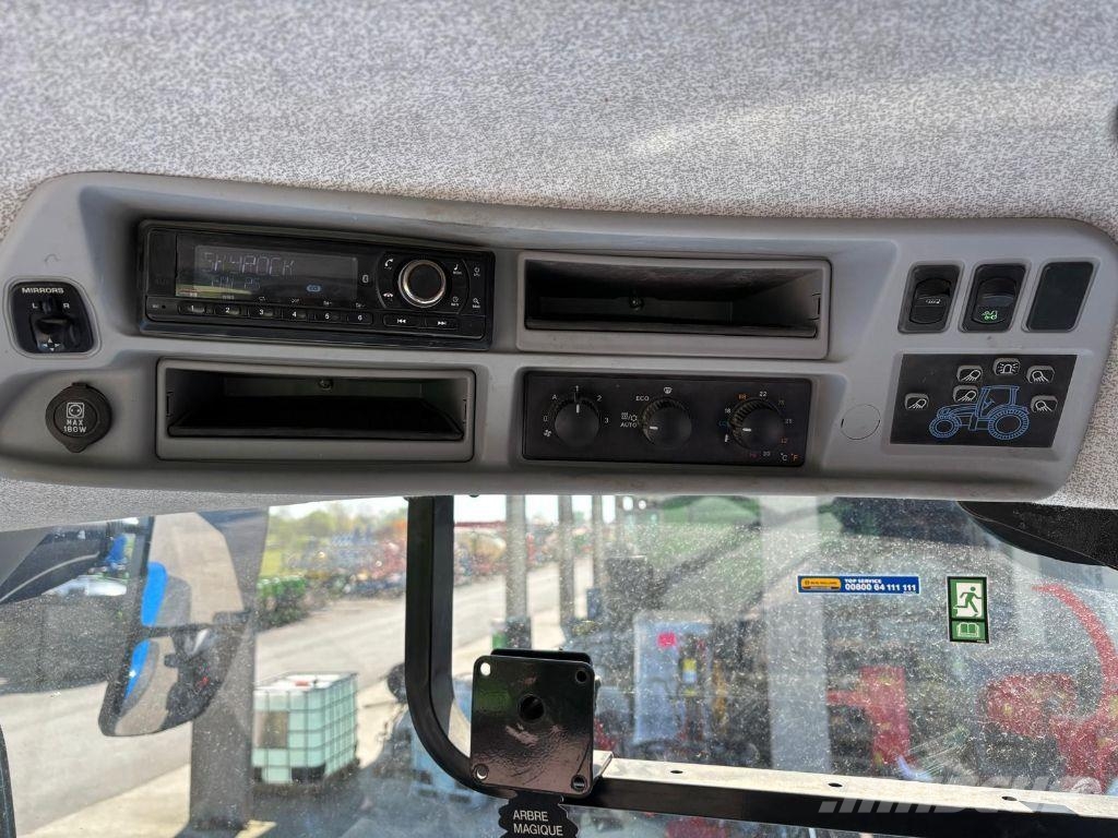 New Holland T7 315 HD Traktoren