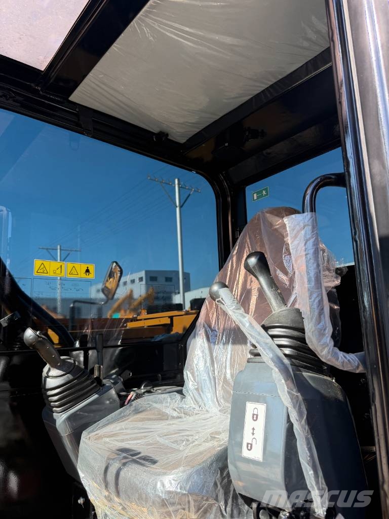 CAT 307E2 Vidutinės galios ekskavatoriai 7-12 t