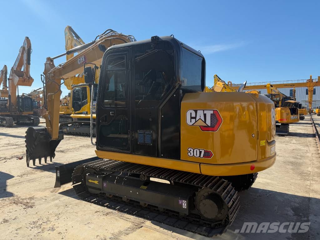 CAT 307E2 Vidutinės galios ekskavatoriai 7-12 t
