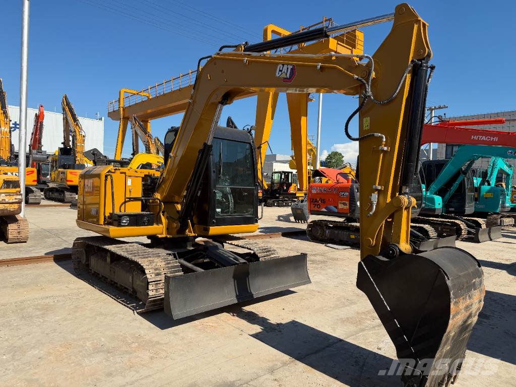 CAT 307E2 Vidutinės galios ekskavatoriai 7-12 t
