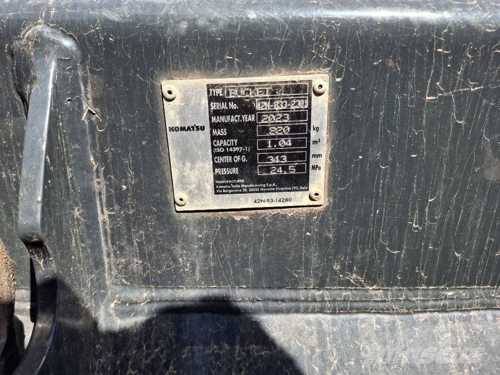 Komatsu WB 97 S-8 Backhoe loaders