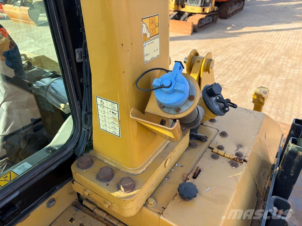 CAT D6T LGP Rupsdozers