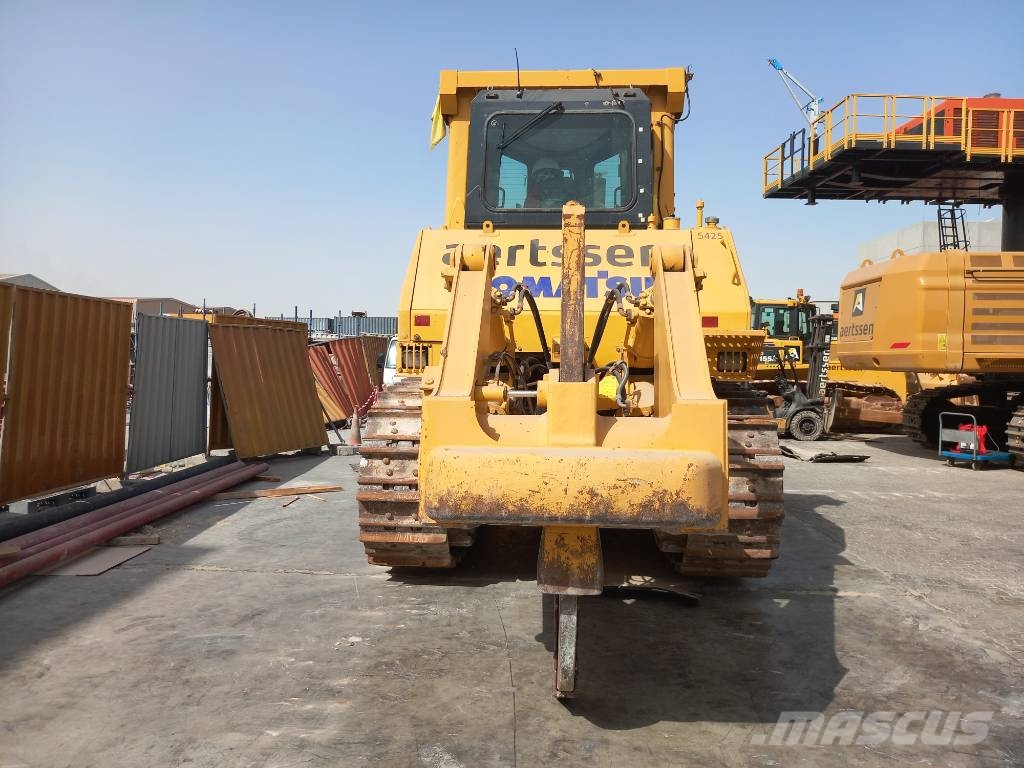 Komatsu D275A-5R (EXW - Abu Dhabi) Buldožeri gusjeničari
