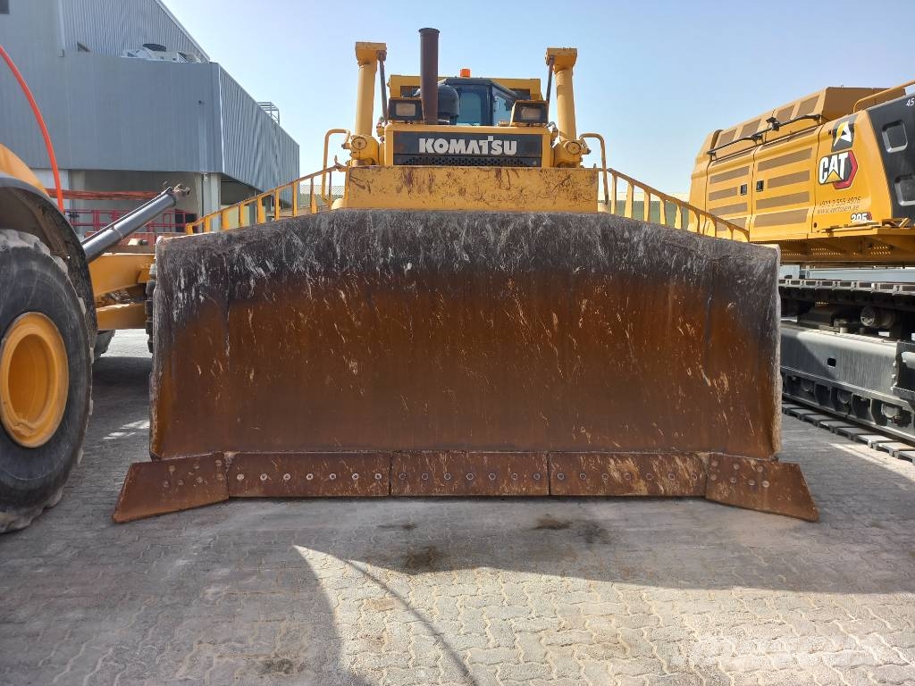 Komatsu D275A-5R (EXW - Abu Dhabi) Buldožeri gusjeničari