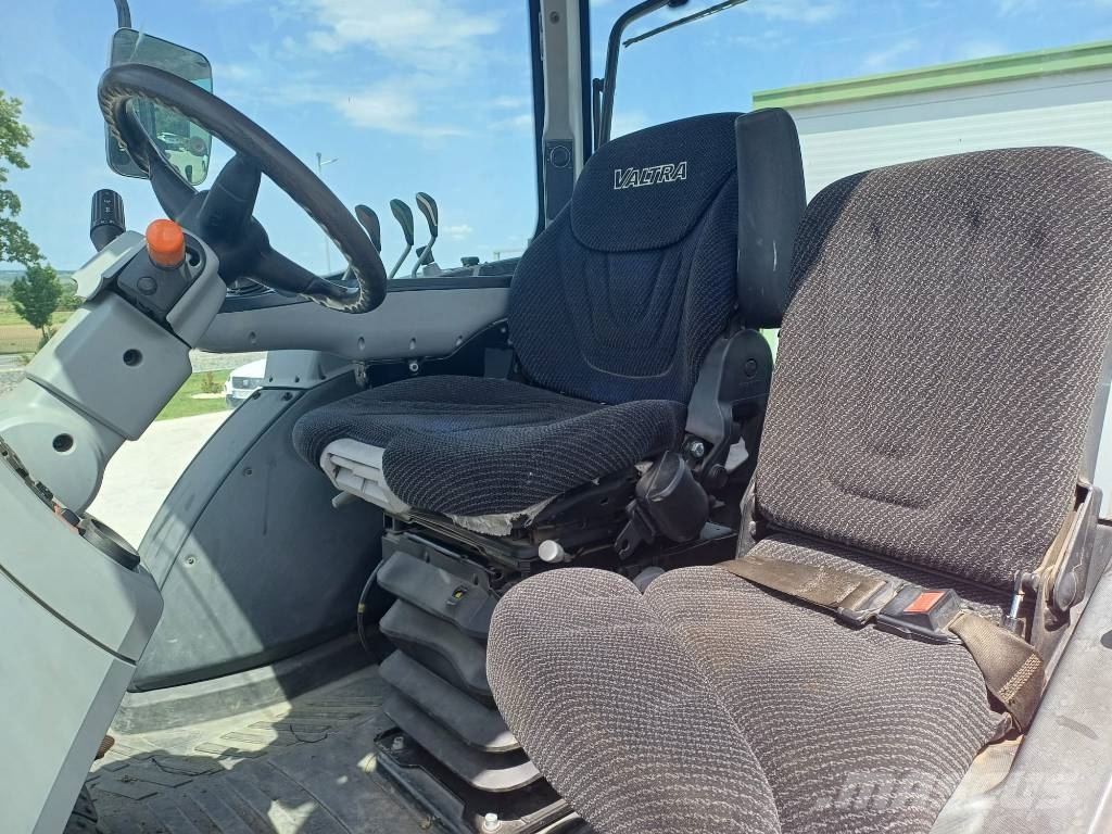 Valtra T 234 Трактора