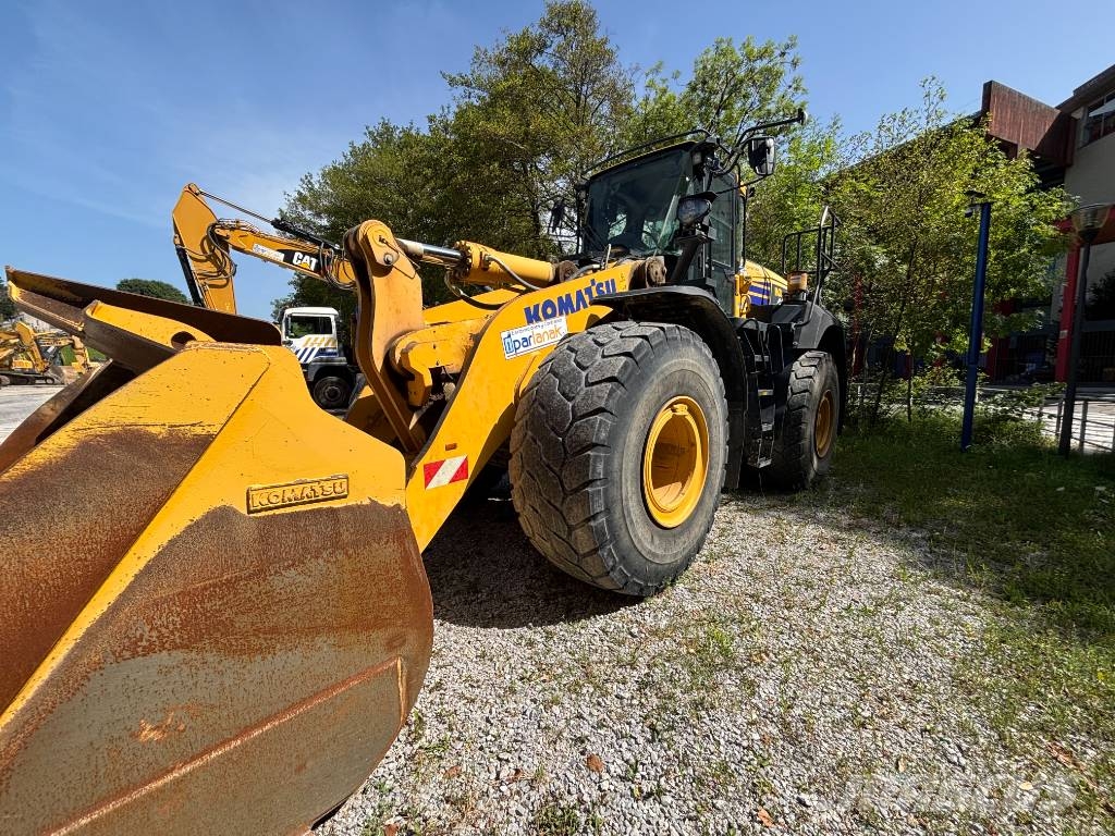 Komatsu WA 475 لوادر بعجل