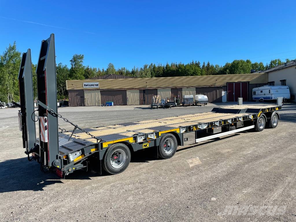 NC 4-axlad Maskinsläp 38T Niski utovarivači