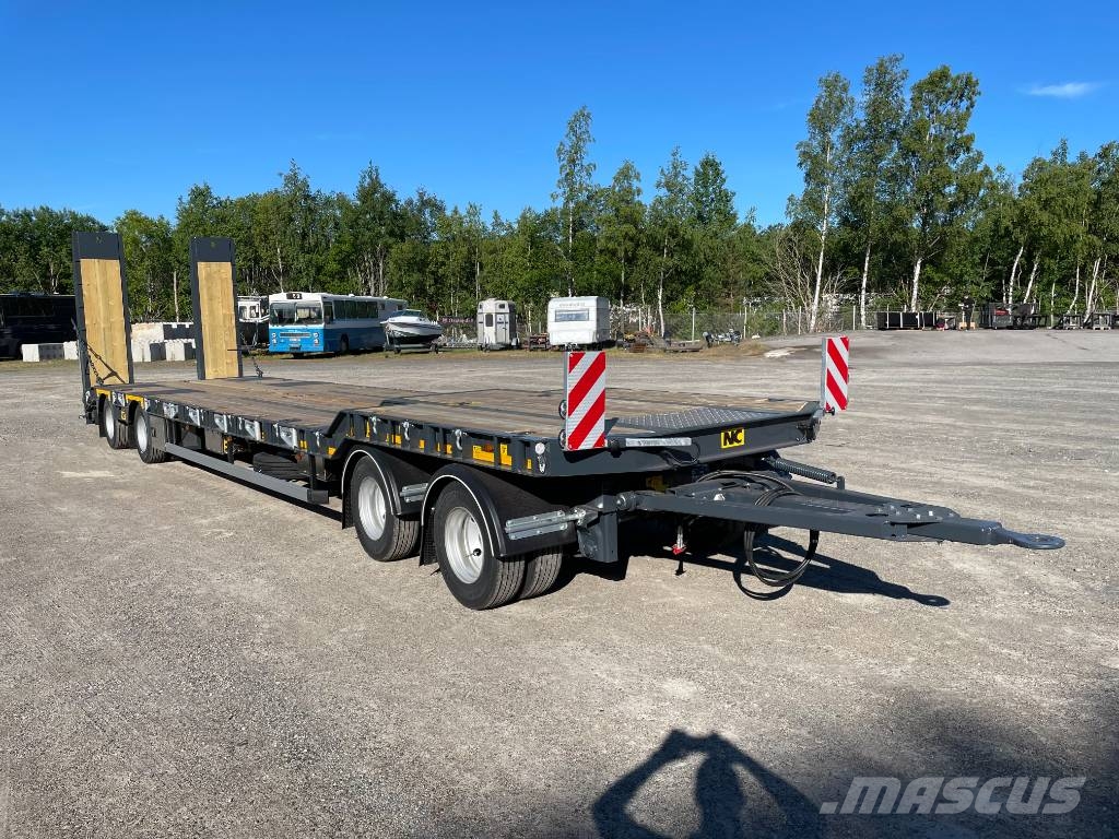 NC 4-axlad Maskinsläp 38T Niski utovarivači