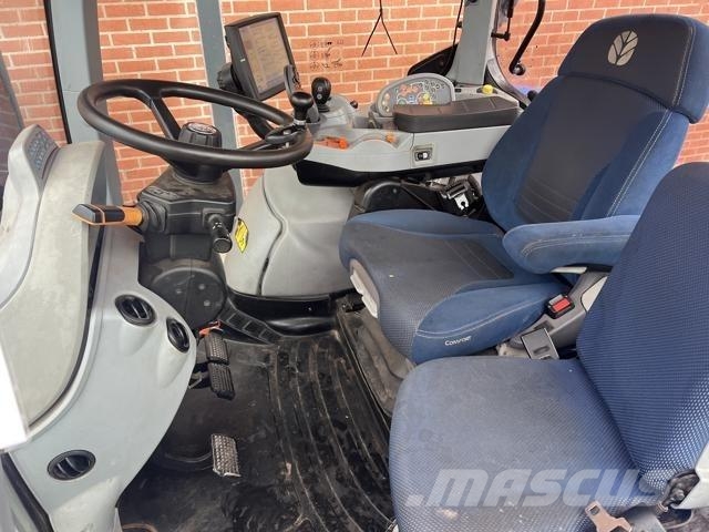 New Holland T7.230 AC 拖拉机/农用车
