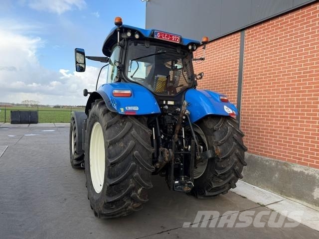 New Holland T7.230 AC Traktori