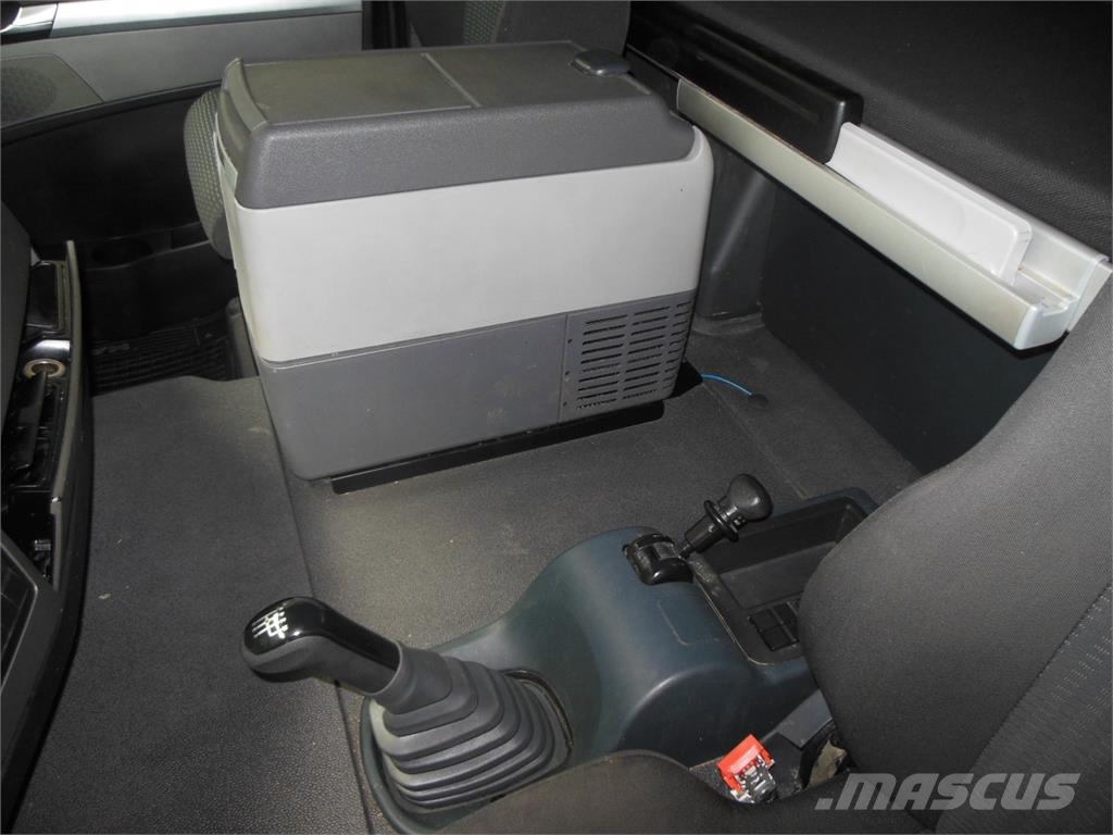 MAN TGL 12.220 BL, Spací kabina, D-hollandia 1500 Camiones caja cerrada