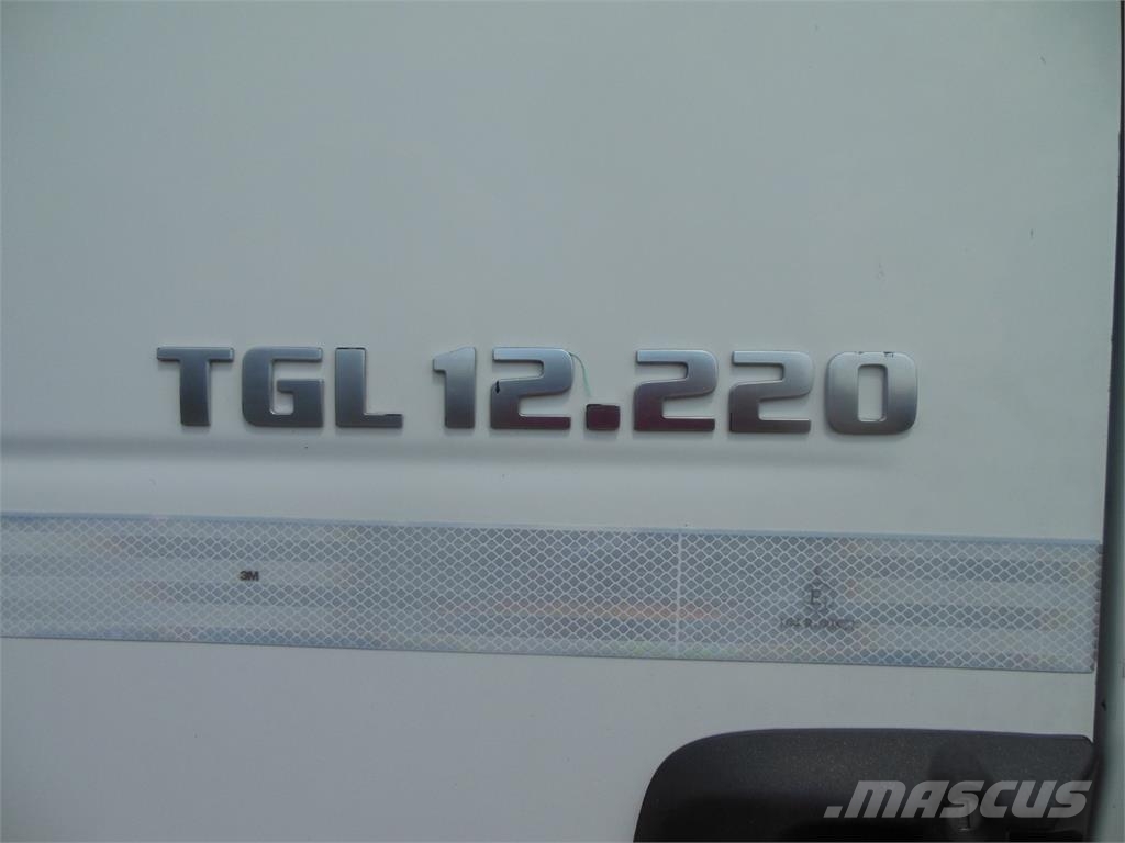 MAN TGL 12.220 BL, Spací kabina, D-hollandia 1500 Camiones caja cerrada
